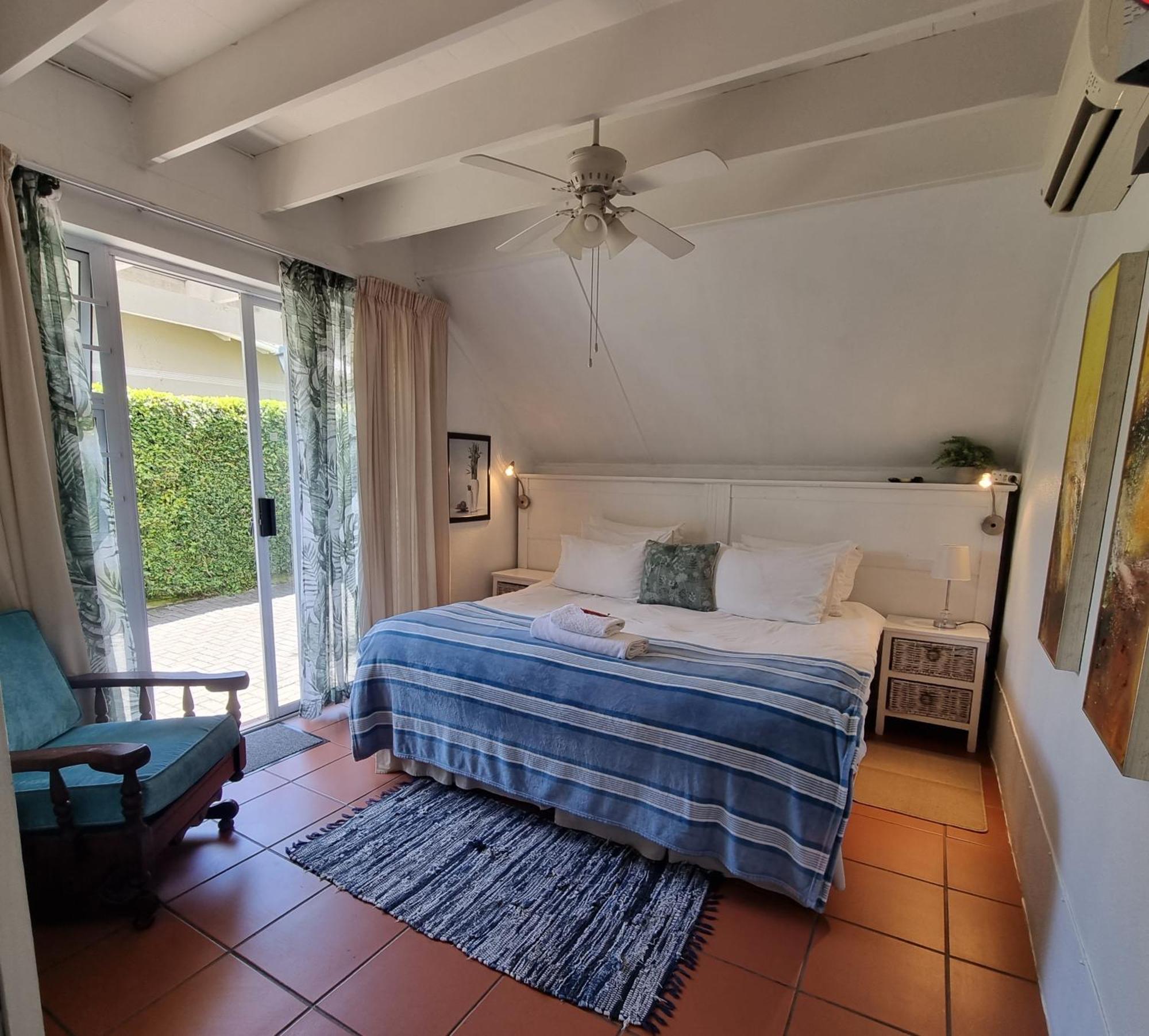 Nahoon Bed & Breakfast East London Buitenkant foto