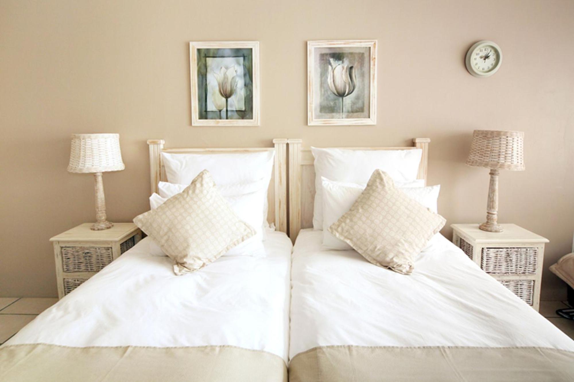 Nahoon Bed & Breakfast East London Buitenkant foto