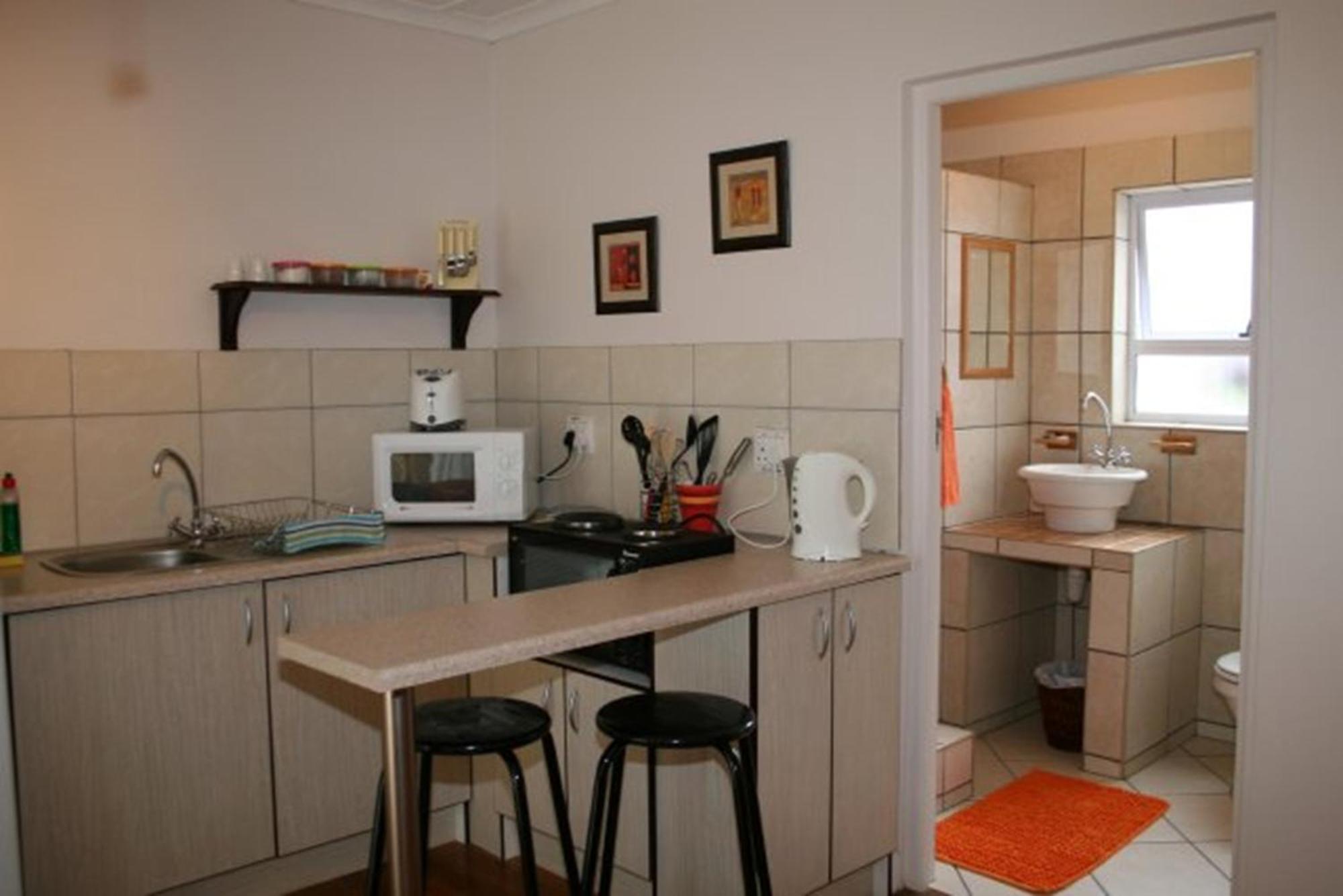 Nahoon Bed & Breakfast East London Buitenkant foto